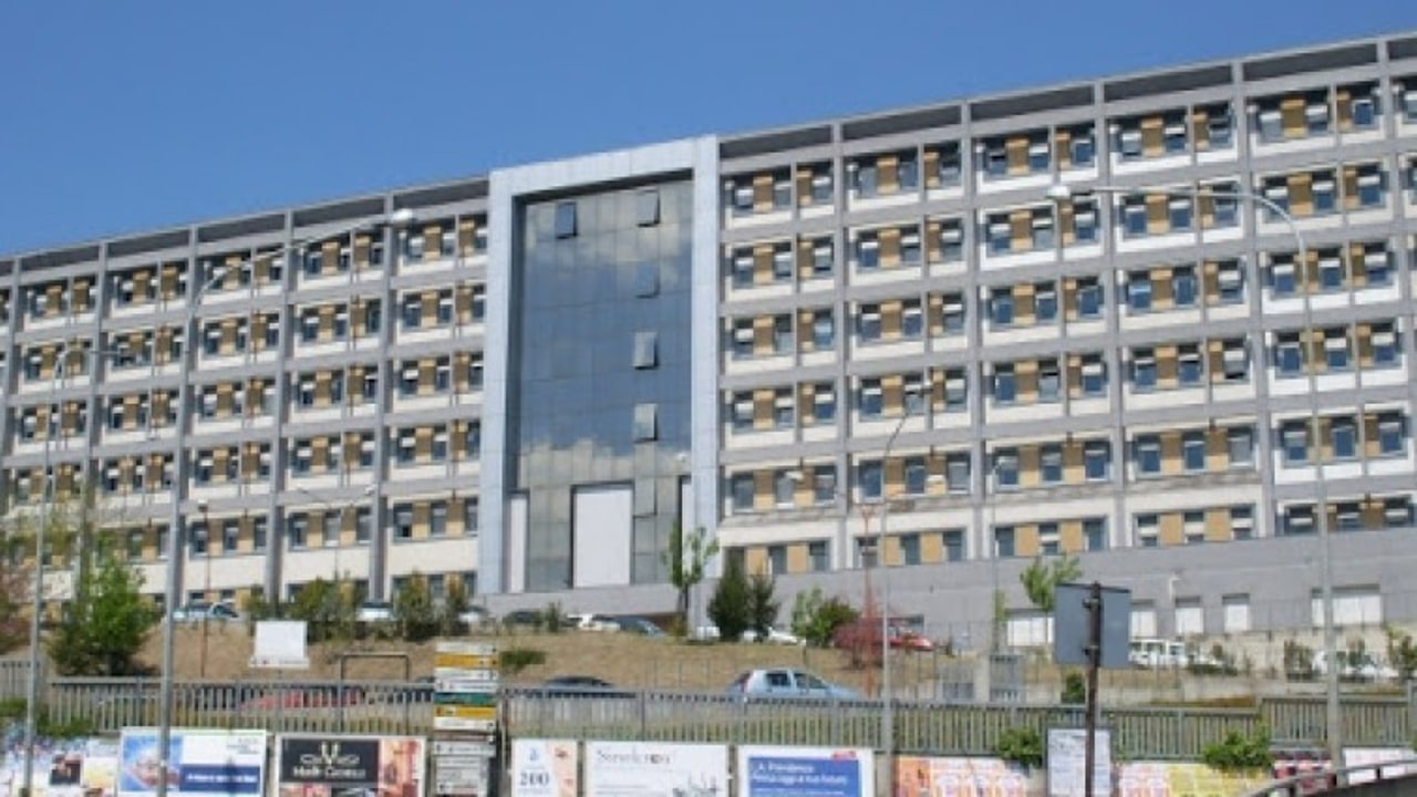 Ariano Irpino, 56enne morto dopo dimissioni da ospedale: quattro indagati