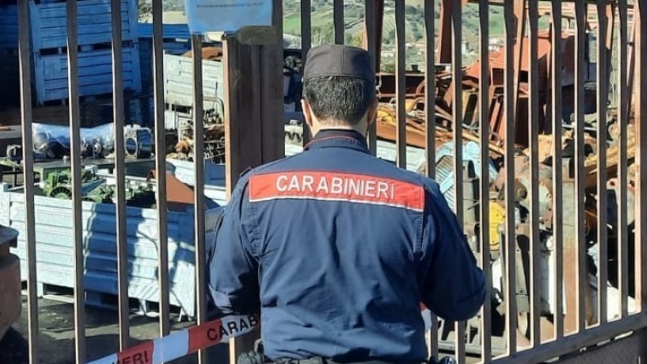 Guardia Lombardi, i Carabinieri sequestrano un opificio: due denunce