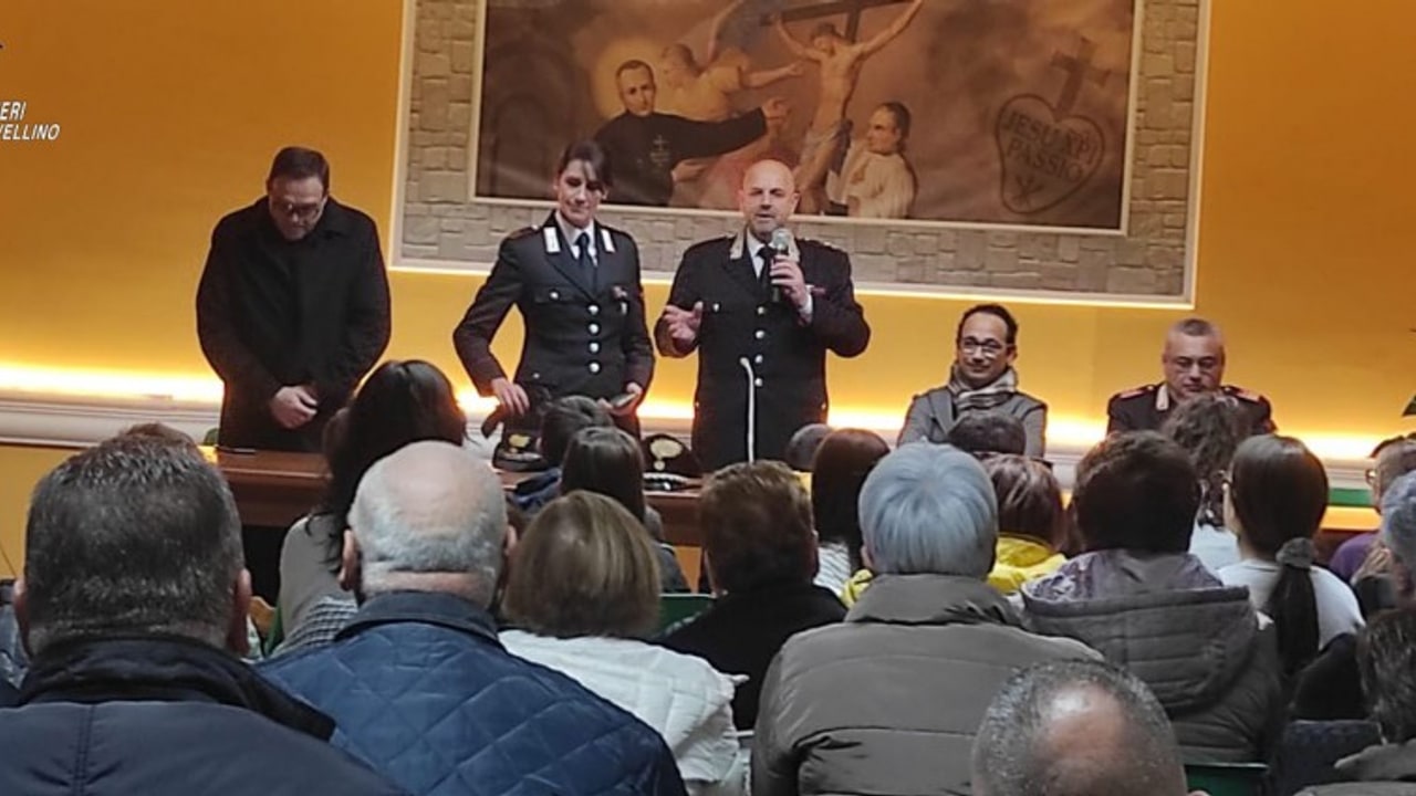 Forino, i Carabinieri incontrano i cittadini nella Parrocchia dei Santi Biagio e Stefano