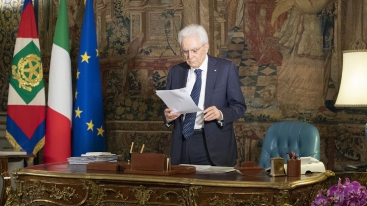 45° anniversario del terremoto in Irpinia, Mattarella: "Pagina difficile della nostra storia. Sia sprone alla ricerca di soluzioni adeguate"