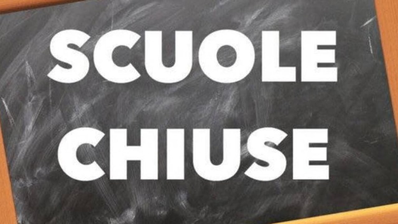 Allerta meteo arancione, domani scuole chiuse ad Avellino