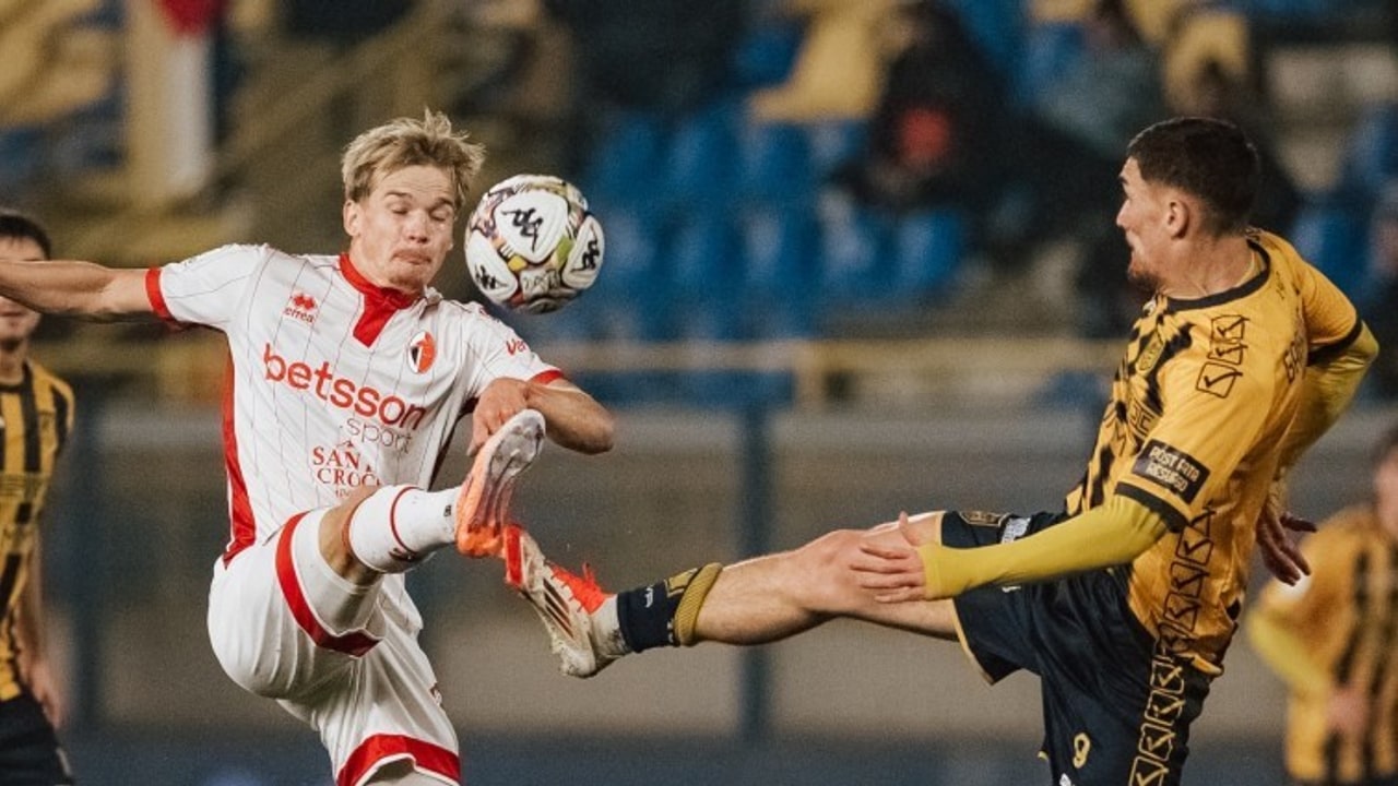 Pari senza reti tra Juve Stabia e Bari: due gol annullati ed un palo per le vespe