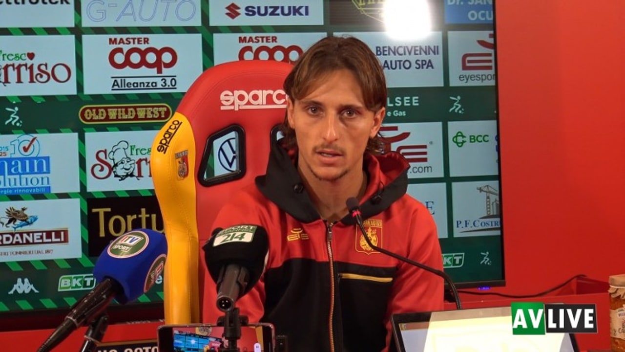 Catanzaro, Petriccione: "Ora siamo squadra. Biasci e Sounas? Meritavano il tributo dei tifosi"