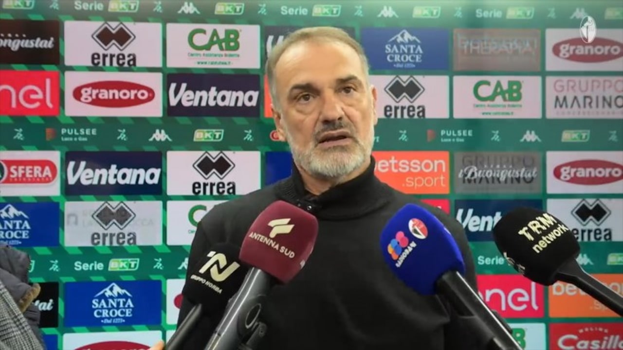 Bari, Vivarini: "Dobbiamo fare assolutamente punti contro l'Avellino"