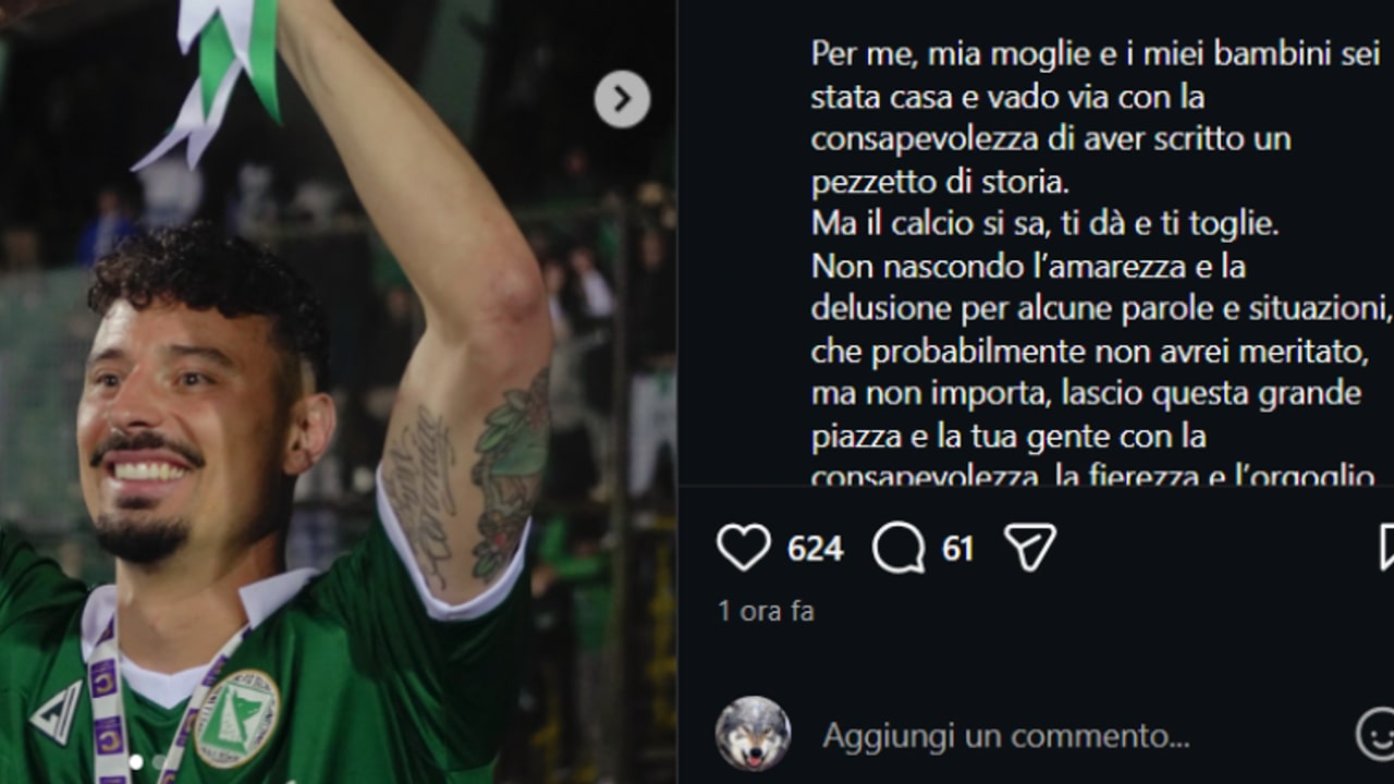 Rigione saluta la piazza di Avellino sui social