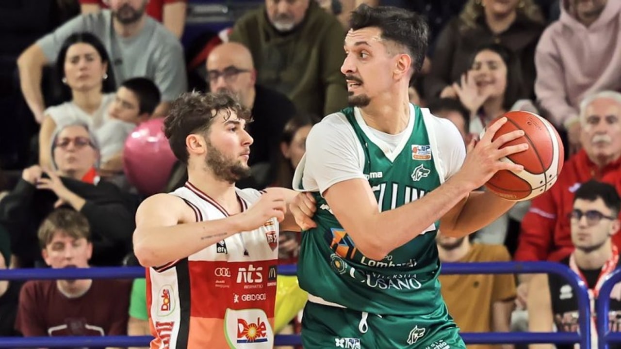 Dole Basket Rimini-Unicusano Avellino basket 96-101, gli highlights