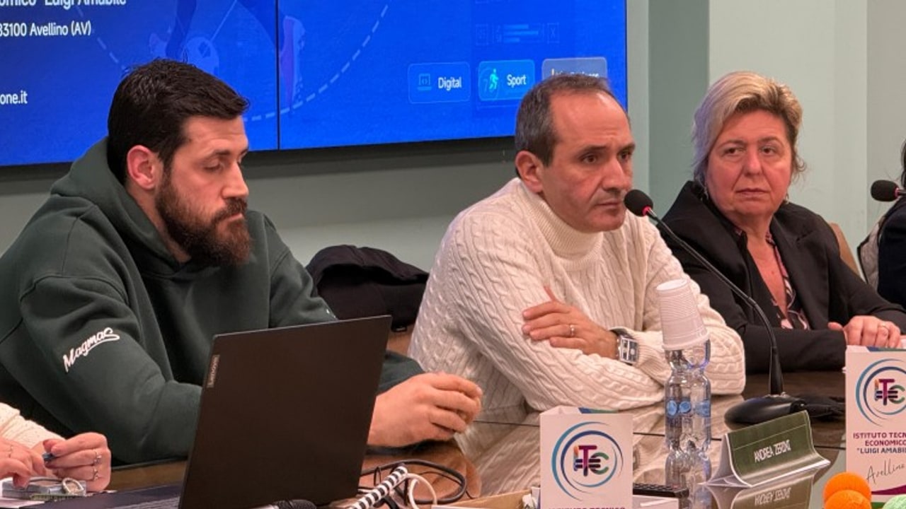 Comunicazione e digital web, l&rsquo;Unicusano Avellino Basket ospite dell&rsquo;I.T.E. Luigi Amabile