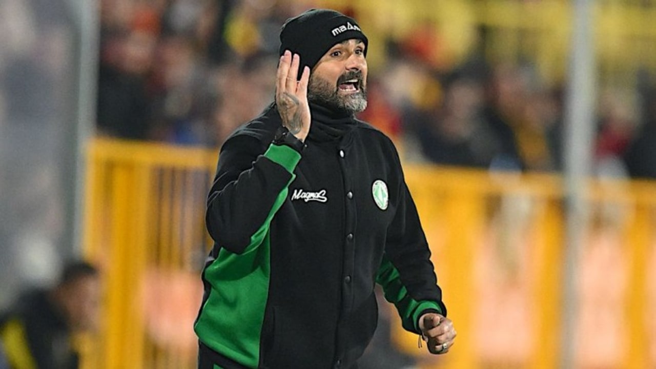 Avellino, Biancolino: "Accetto le critiche ma non insulti ed offese alla mia famiglia. Mi scuso per lo sfogo di fine gara"