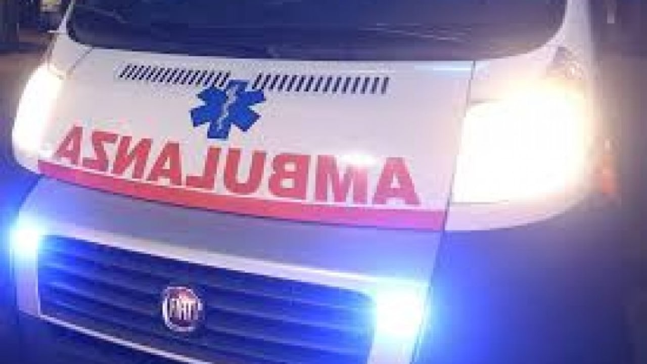 Avellino, tragedia a Bellizzi Irpino: donna si lancia dal quarto piano