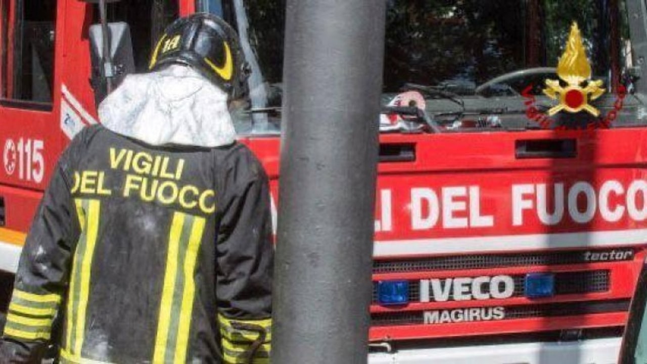 Forino, esplode bombola di gas in una casa: ferito un 55enne