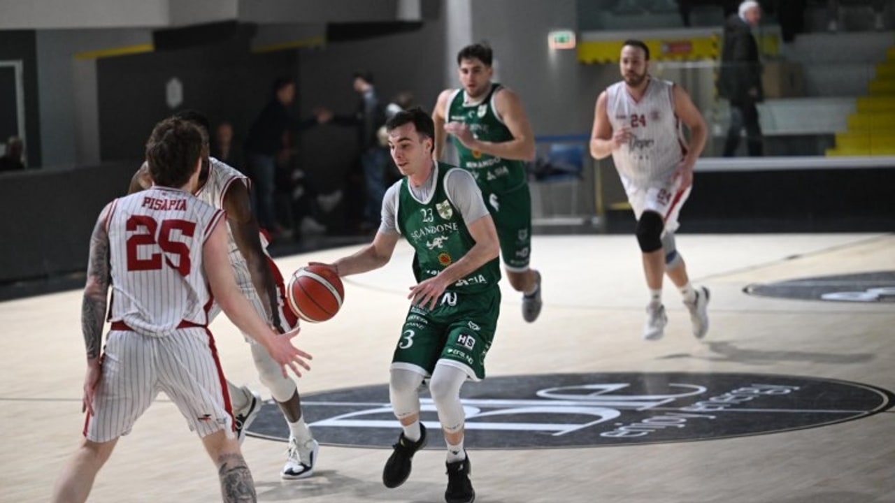 Scandone Avellino, quarta vittoria di fila: Caiazzo travolta per 41-61