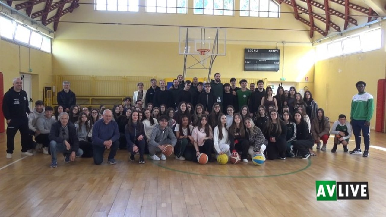 Unicusano Avellino Basket, tappa del progetto "Sport e Scuola" al Liceo Statale "Publio Virgilio Marone"