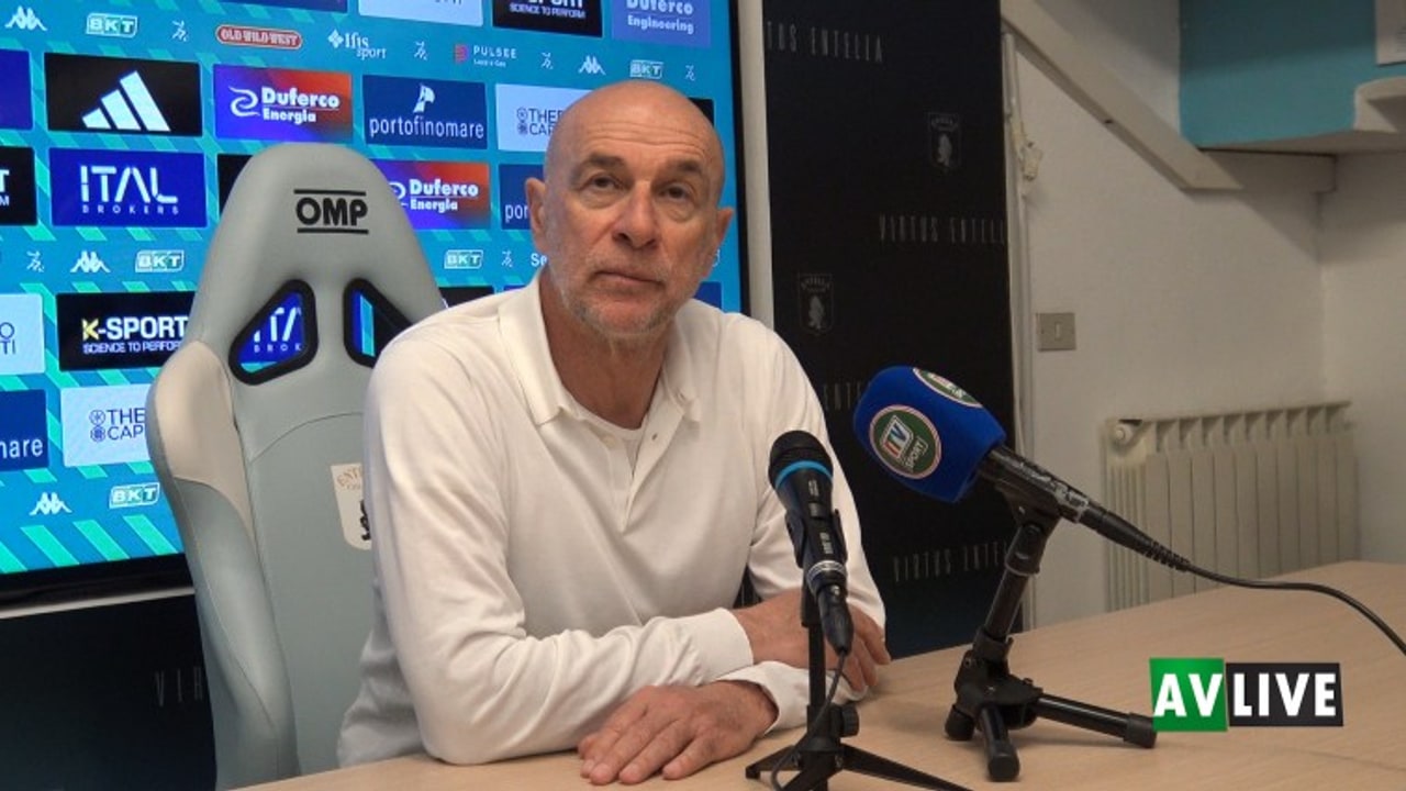 Ballardini: "Primo tempo di grande qualità, nella ripresa troppo bassi. Fastidio al ginocchio per Palmiero"
