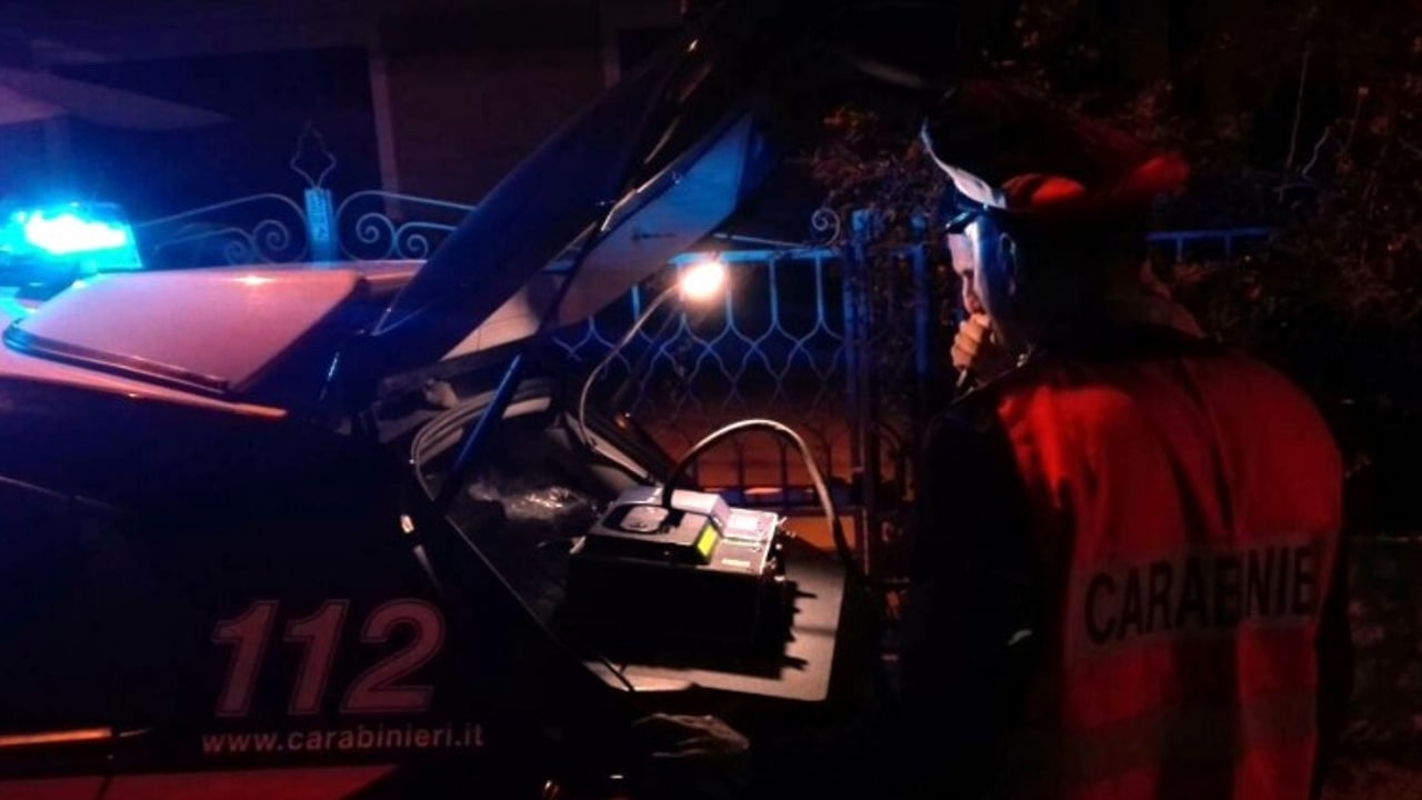 Sturno, nascondeva cocaina in auto: 36enne denunciato dai Craabinieri