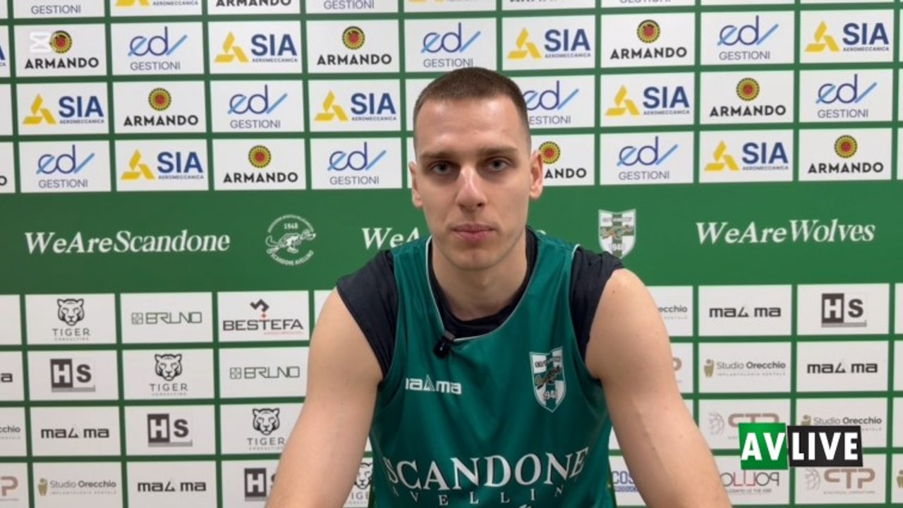 Scandone Avellino, Kmetic: "Mi sono ambientato bene. Ora sotto con Cagliari"