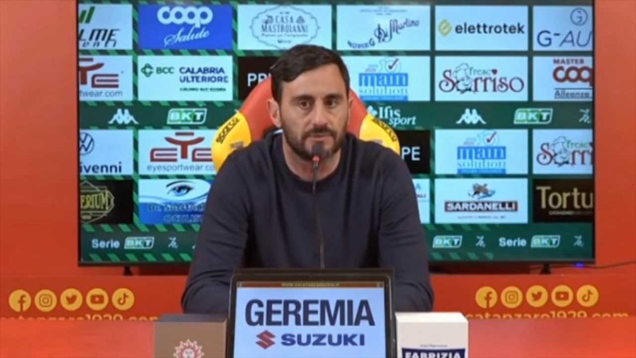 Catanzaro, Aquilani: "Dispiace per il pareggio dopo una grande partita. Dobbiamo essere pi&ugrave; cinici"