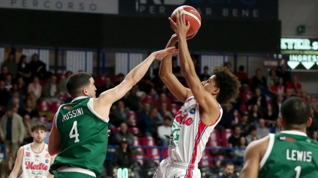 L'Unicusano Avellino Basket ritrova la vittoria: Gemini Mestre superata per 83-85