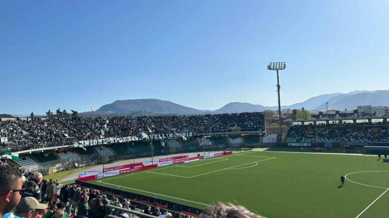 Clamoroso al "Partenio-Lombardi", Iannarilli gol al 96': l'Avellino pareggia contro il Catanzaro