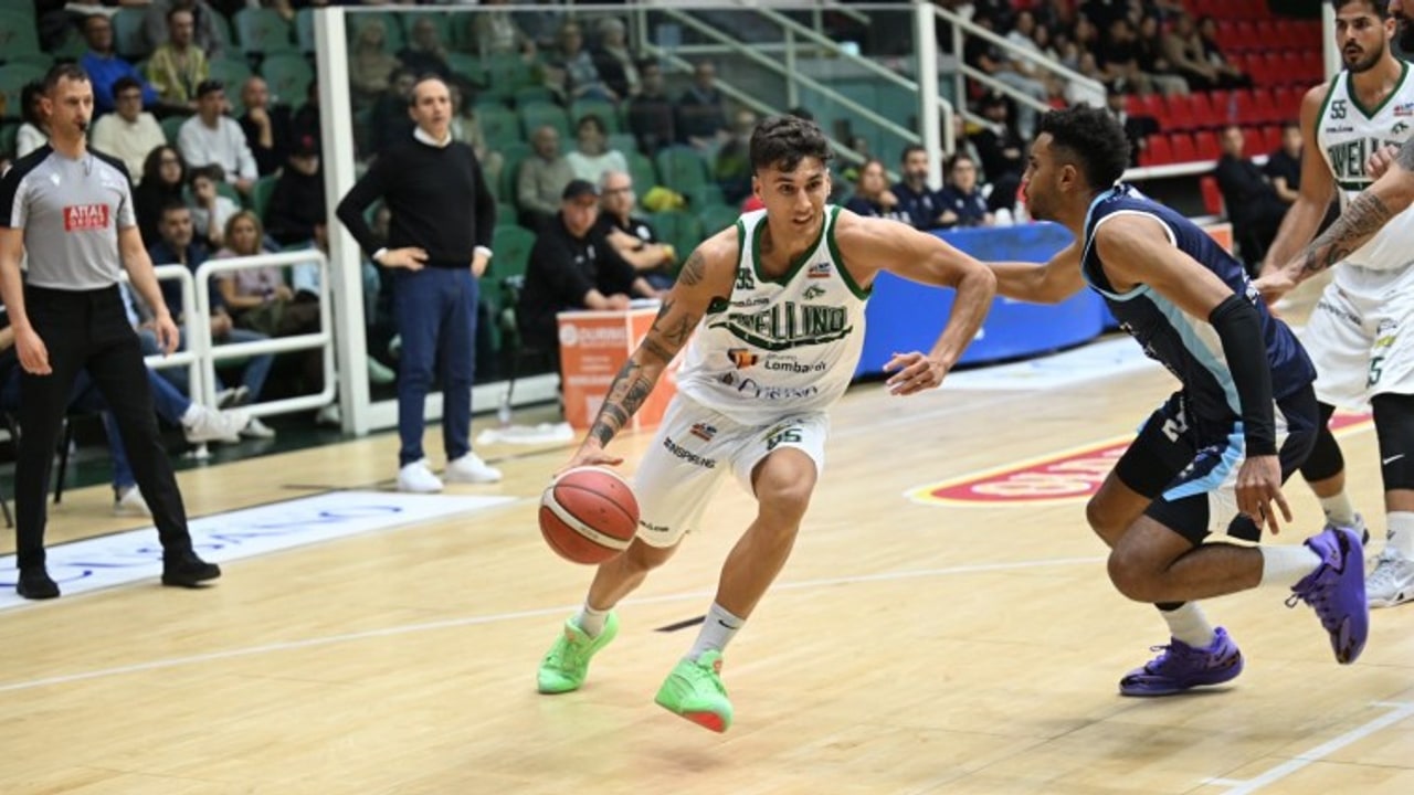 Unicusano Avellino Basket, facile vittoria contro Roseto: ottavo posto e play-in