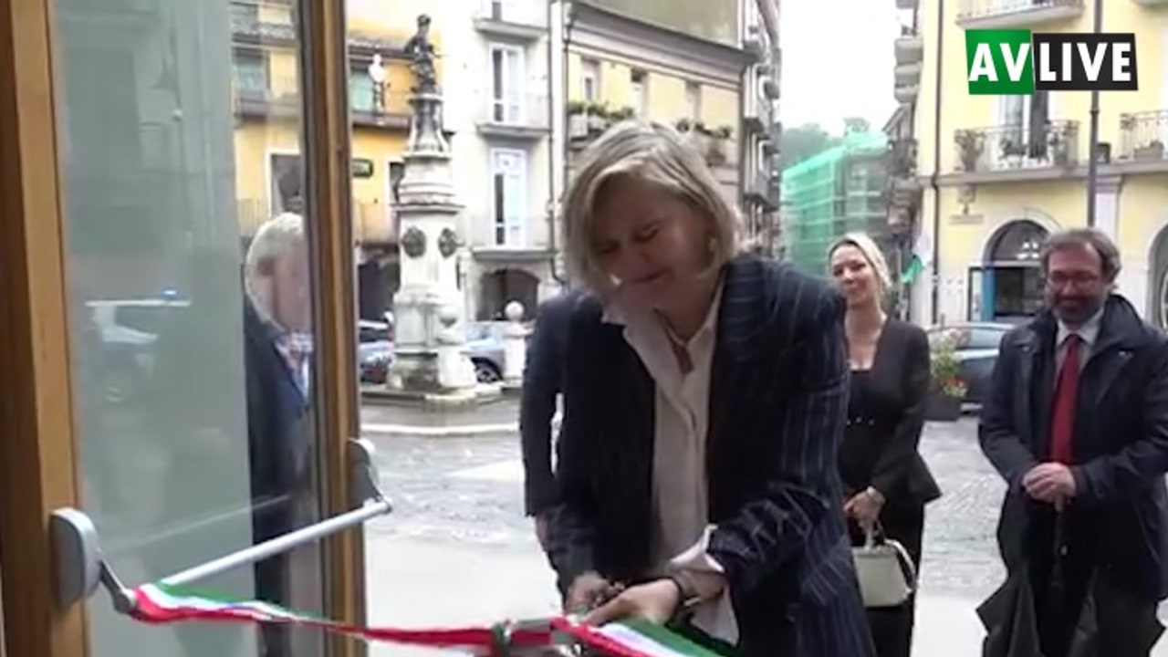 Inaugurata la dogana ad Avellino. Il rammarico dei commercianti del centro storico