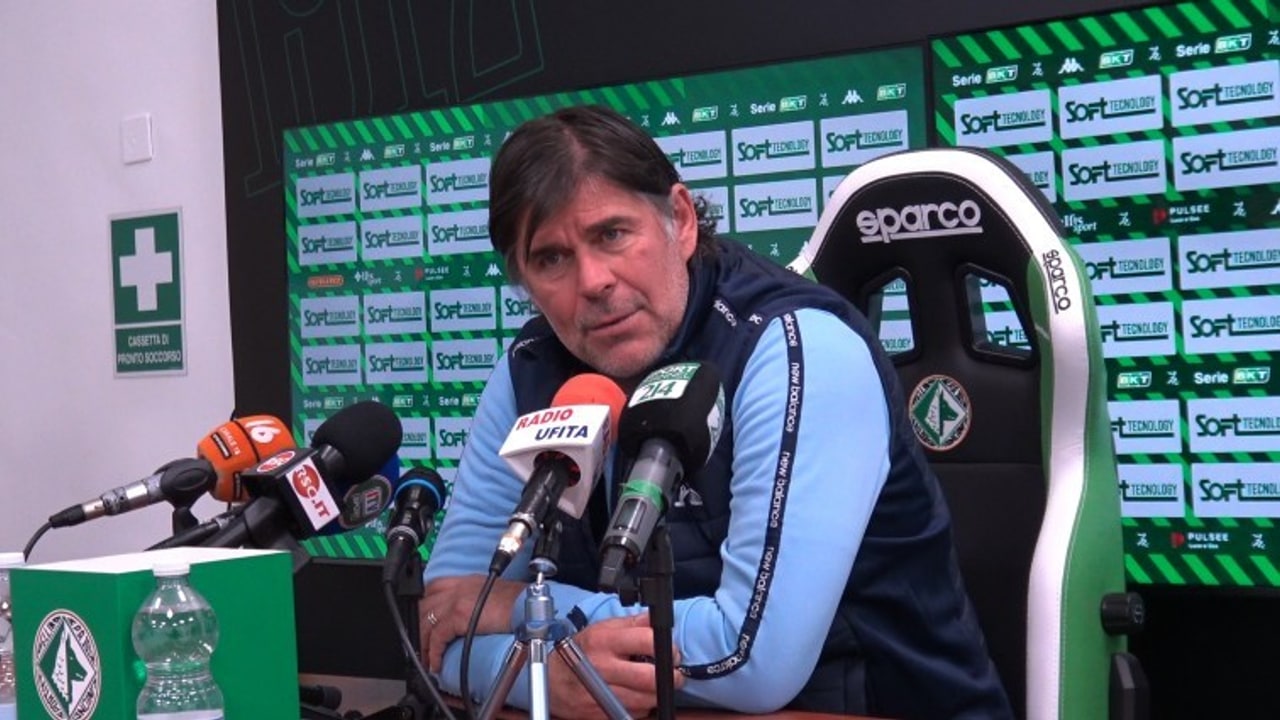 Sottil: "Da martedì prossimo non faremo calcoli. L'Avellino ha meritato i playoff"