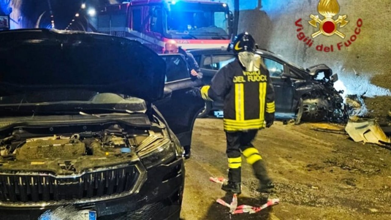 Solofra, incidente nella Galleria Monte Pergola: tre feriti