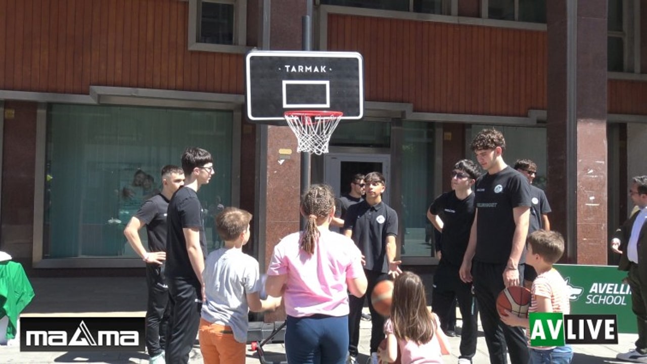 "Campagna Nazionale UNICEF per il Diritto al Gioco", in campo anche l'Unicusano Avellino Basket