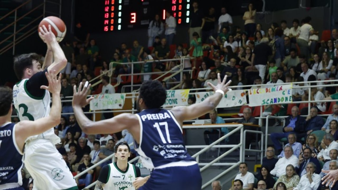 La Scandone Avellino travolge Matera: nella finale playoff c'è Reggio Calabria