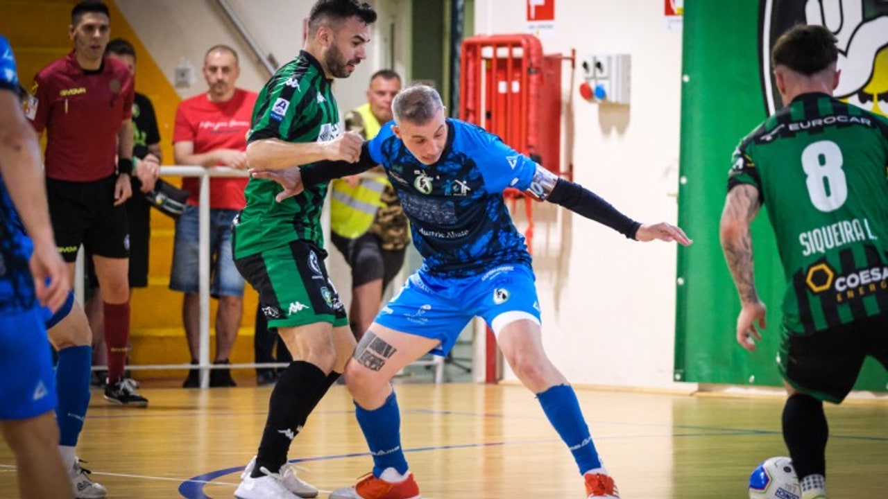 Sandro Abate ko anche in gara 2: la L84 Torino vola in semifinale