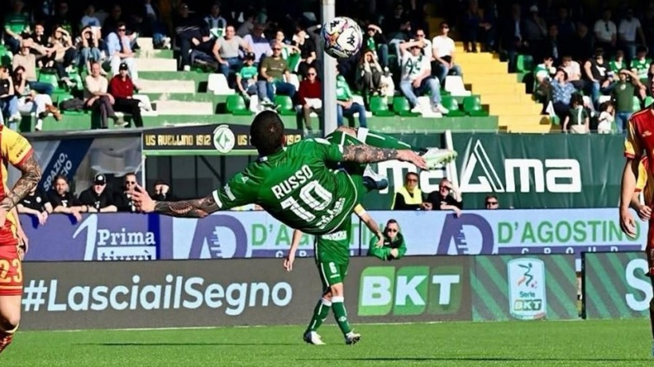 Avellino, ecco i rinnovi di Enrici e Russo