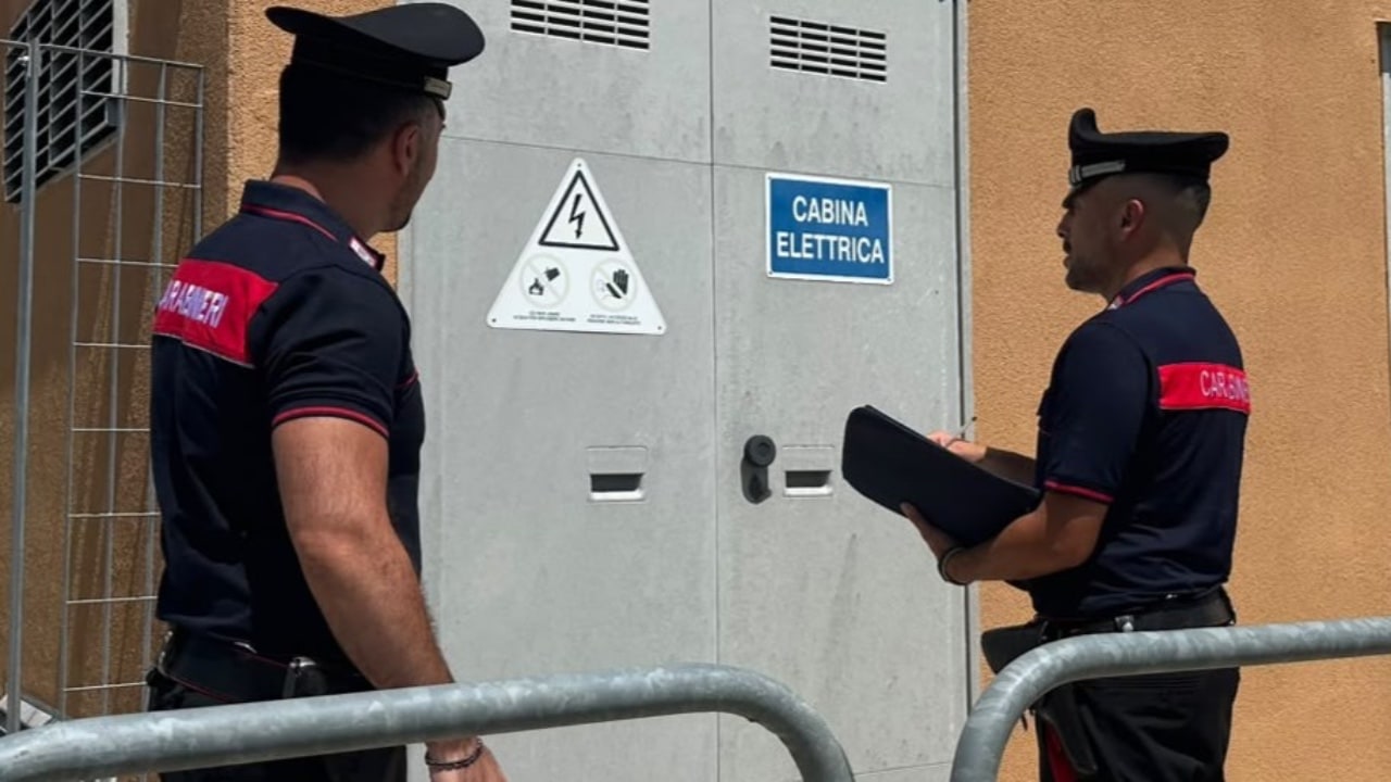 Montoro, ruba circa 130mila euro di energia elettrica: denunciato un 65enne