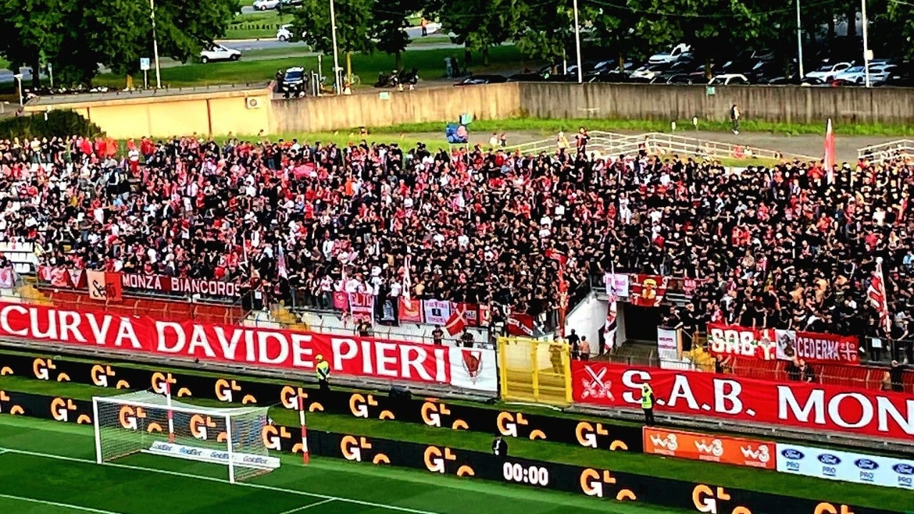 Monza-Avellino, la Curva Pieri diserter&agrave; la partita: "&Egrave; una questione di rispetto" 