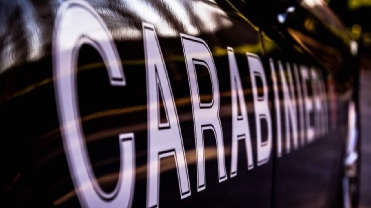 Mirabella Eclano, nascondeva un chilo e 700 grammi di marijuana in casa: 48enne arrestato 