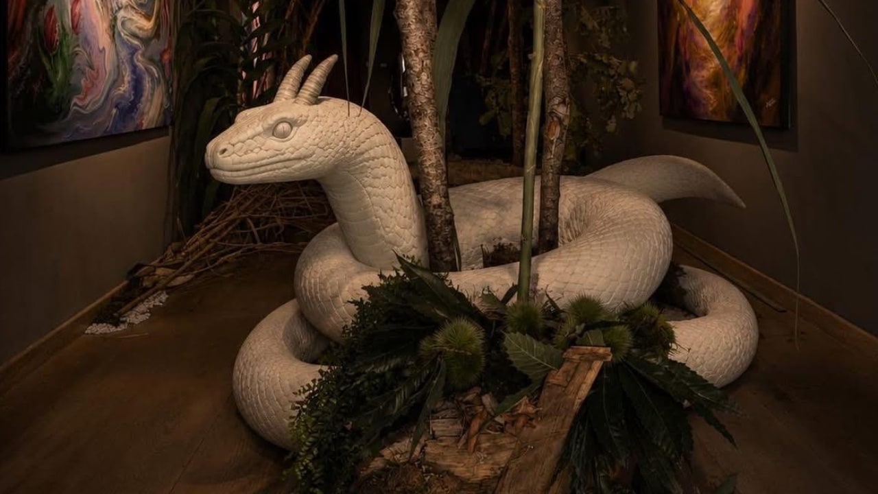 &ldquo;Il Testimone del Tempo&rdquo;, Mar&igrave; sorprende con il serpente bianco