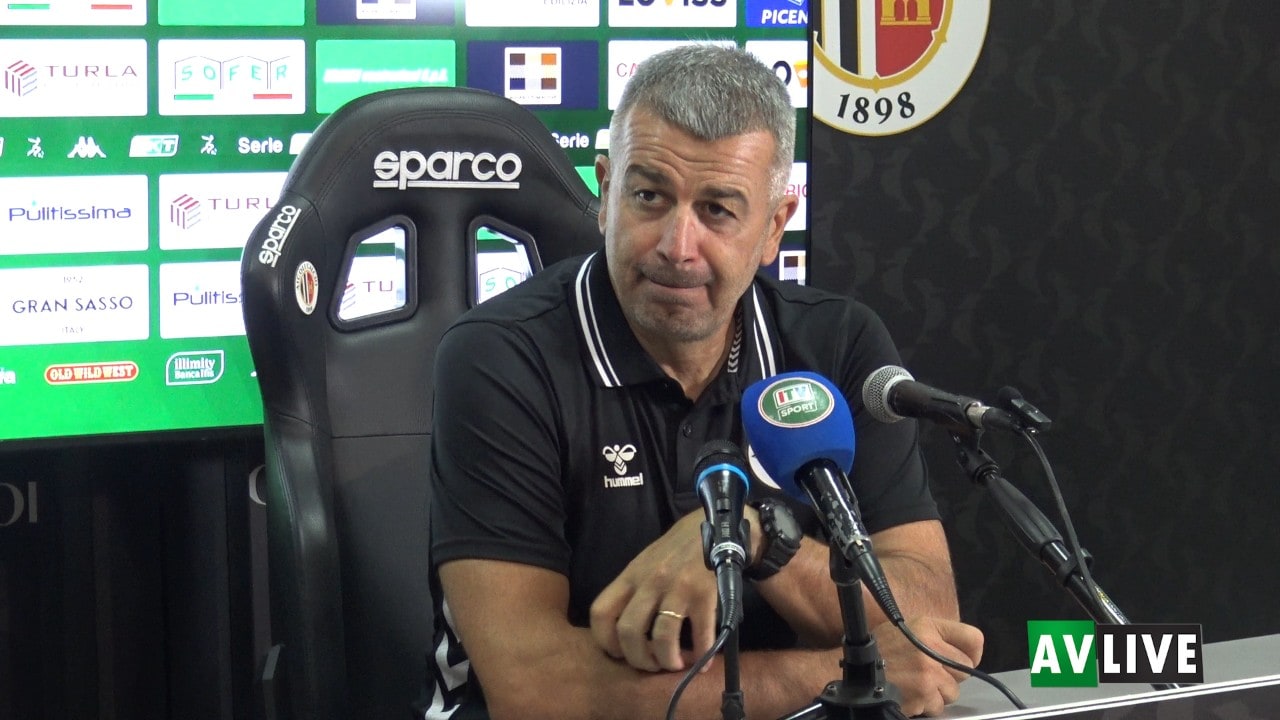 Ascoli, Tomei: "L'Avellino ci ha creato difficolt&agrave; nel primo tempo. Noi abbiamo anima e carattere"