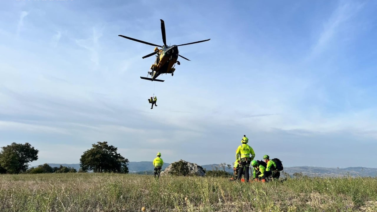 Guardia di Finanza di Avellino e Reparto Aeronavale Campania, esercitazioni a Lioni e Caposele